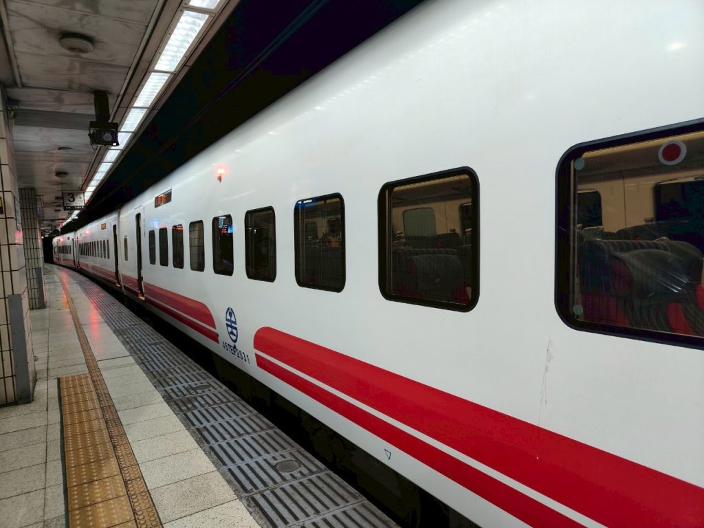 台鐵站買房看過來 汐科交易最熱、這兩站千萬有找